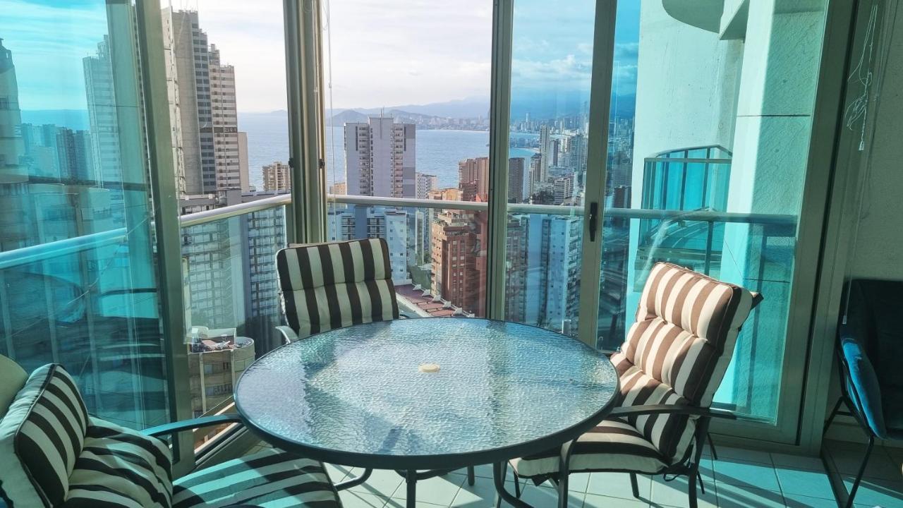 Skyline 14 Large And Sunny All-Day Balcony With Stunning Sea Views Benidorm Exterior foto