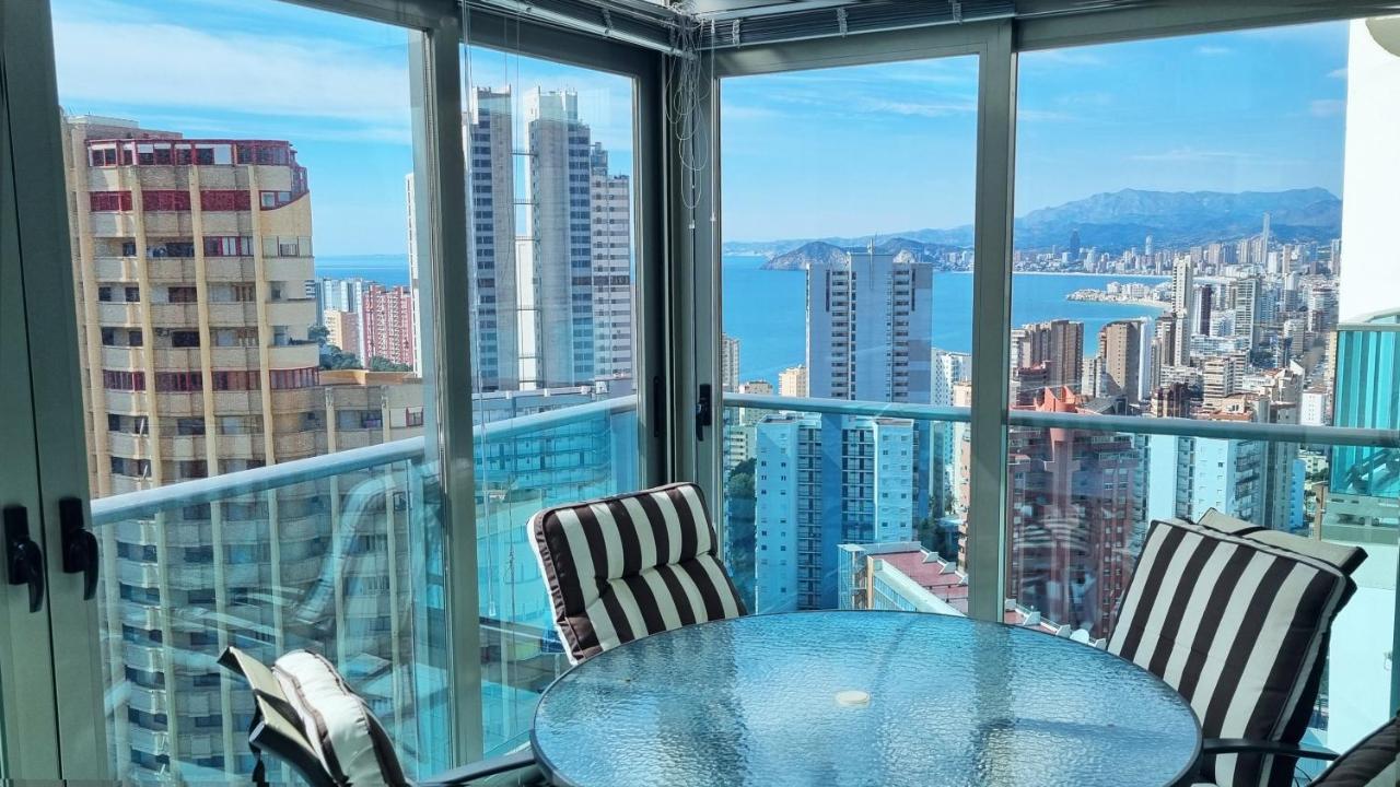 Skyline 14 Large And Sunny All-Day Balcony With Stunning Sea Views Benidorm Exterior foto